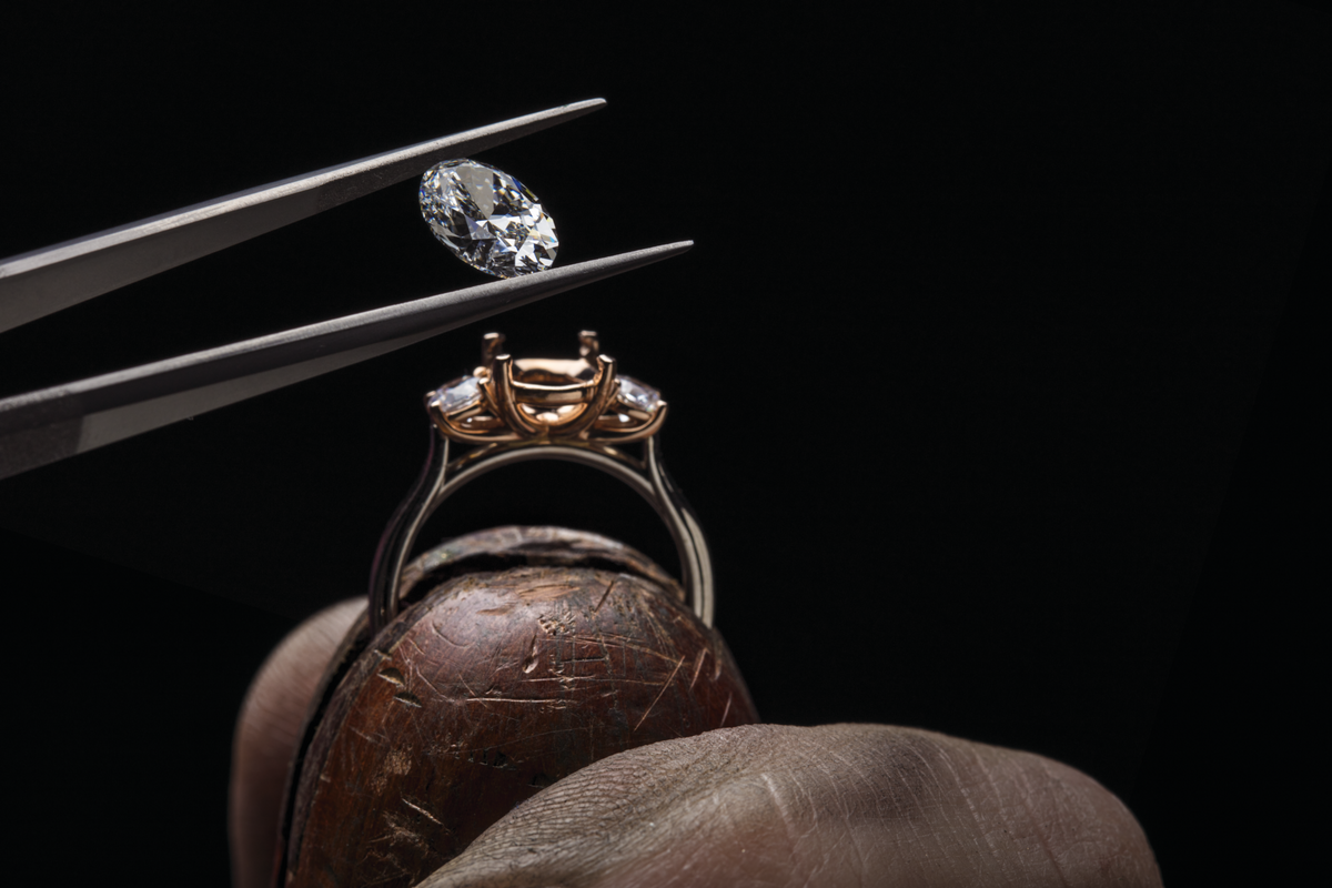 Exploring the Differences Between HPHT and CVD Lab-Grown Diamonds
